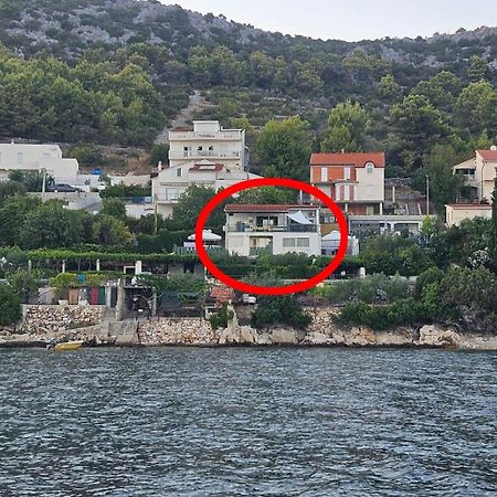 Apartments By The Sea Seget Vranjica, Trogir - 7508 Экстерьер фото
