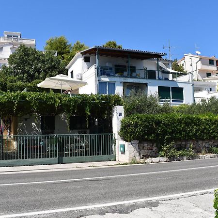 Apartments By The Sea Seget Vranjica, Trogir - 7508 Экстерьер фото