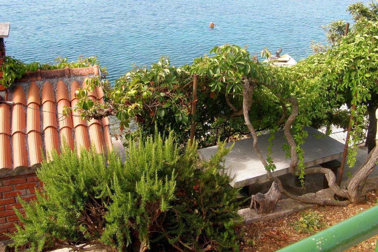 Apartments By The Sea Seget Vranjica, Trogir - 7508 Экстерьер фото